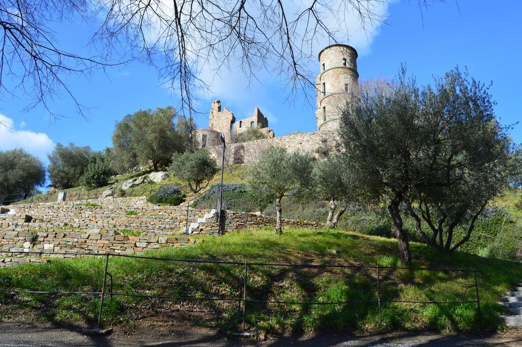 Les Glycines Bed & Breakfast Grimaud Exterior photo